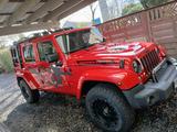 Jeep Wrangler Unlimited 3.6 V6 Automatik top - Jeep Wrangler: Rot