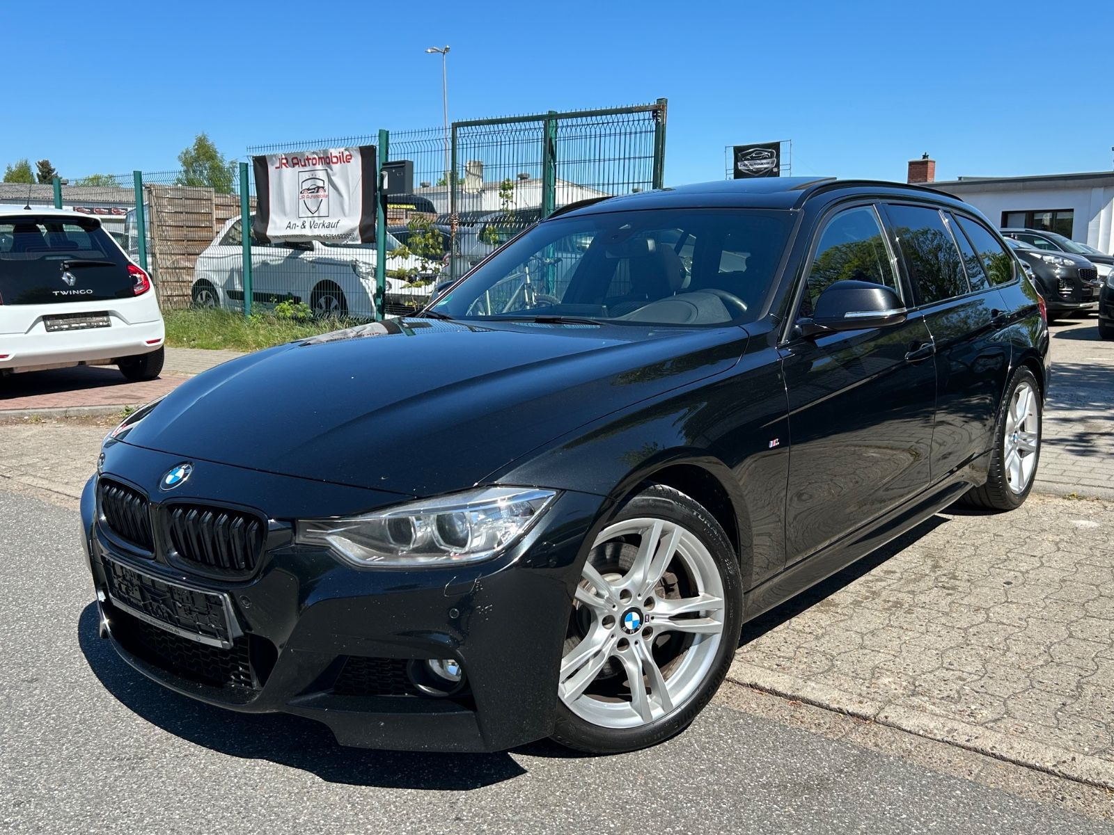 BMW 330