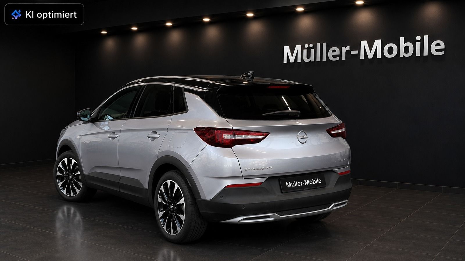 Fahrzeugabbildung Opel Grandland X 1.6 Ultimate Aut. PANORAMA LEDER ACC