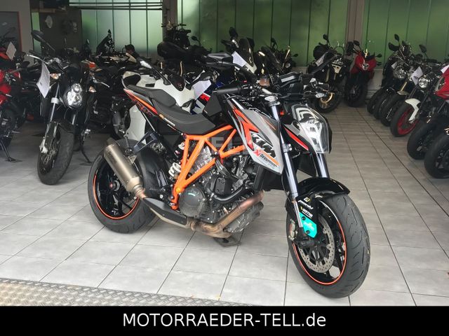 KTM 1290 Super Duke R / Bj.14 / 1.Hd. / Akarpovic