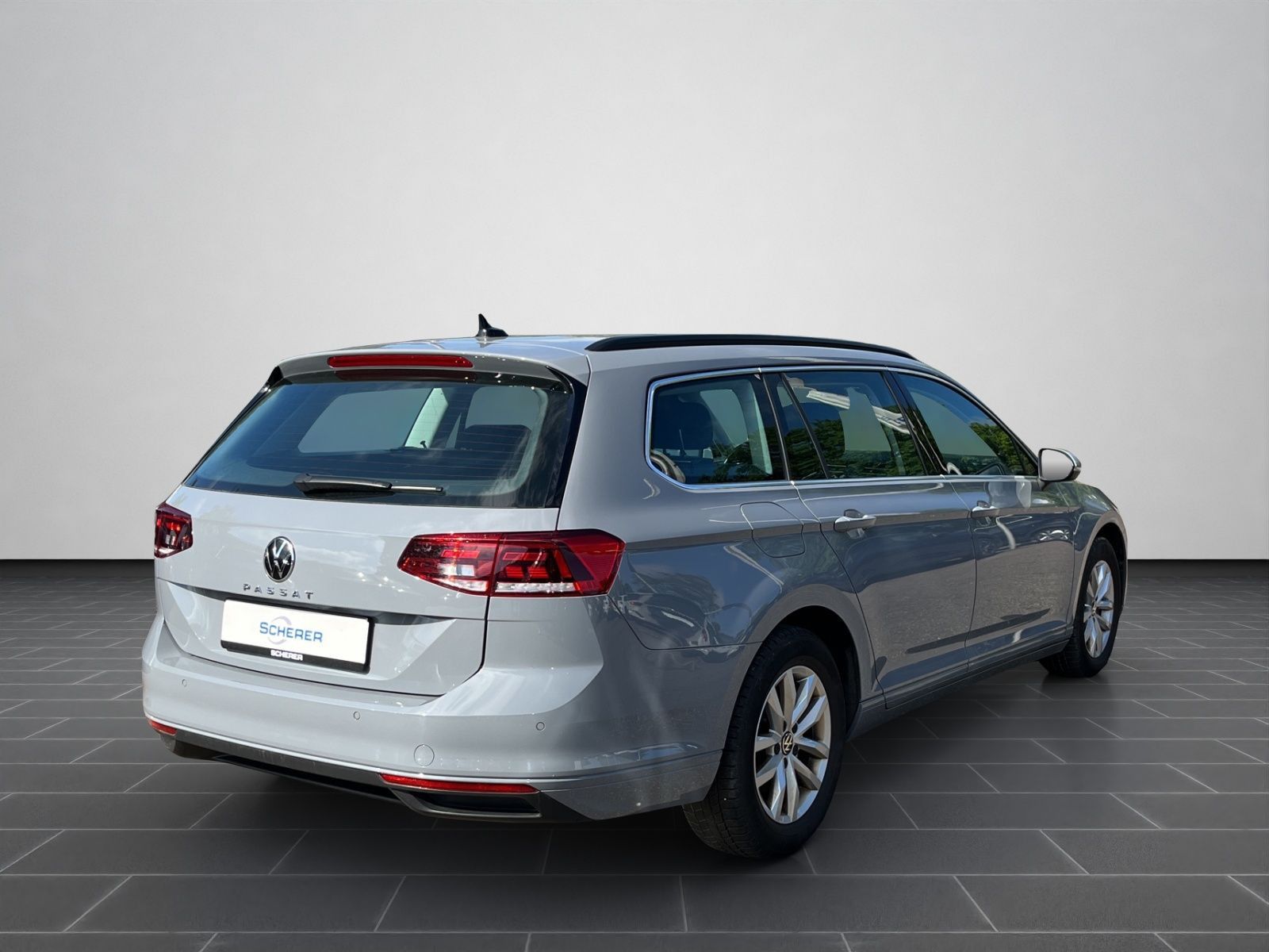 Volkswagen Passat Variant - Bild 2