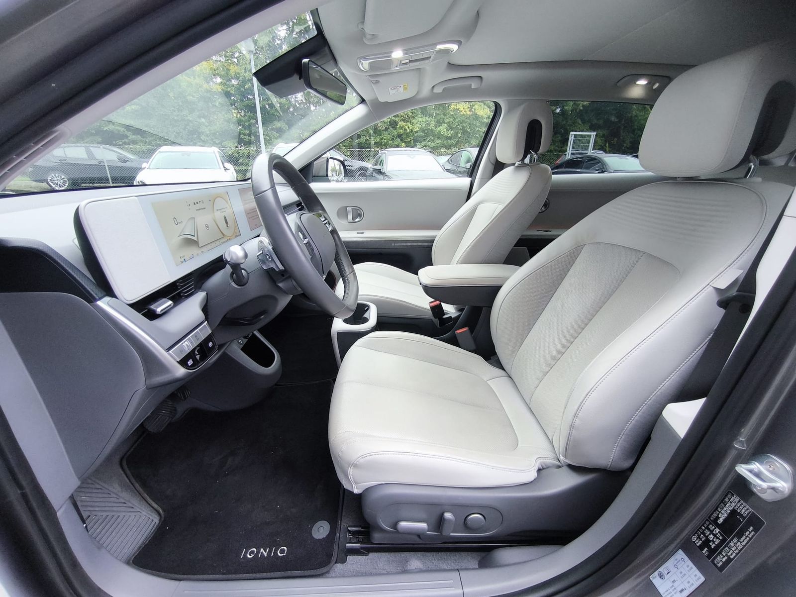 Fahrzeugabbildung Hyundai Ioniq 5 Techniq PANO+NAVI+LED+SHZ+KAMER+ACC+19"+