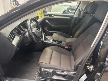 Volkswagen Passat Variant - 7