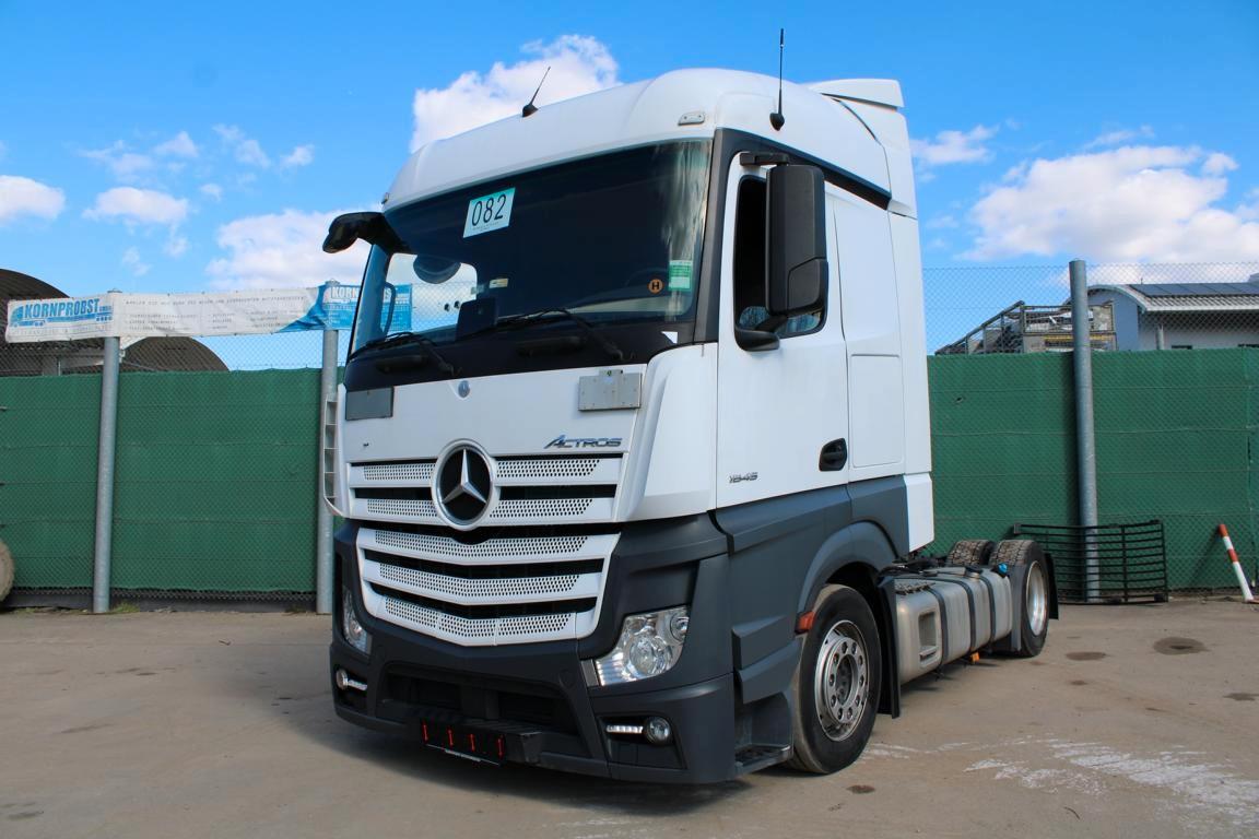 Mercedes-Benz 1845 4x2 LL - StreamSpace - 2 x Tank Nr.: 082