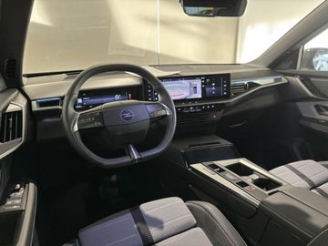 Fotografie 14 des Opel Grandland (X) Grandland 1.2 DI Hybrid 48 V Automatik GS AHK