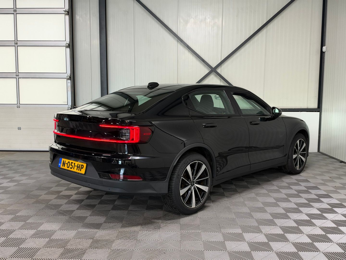 Polestar 2 Standard Range Single motor 63kWh | SOH 90% | imagem 2