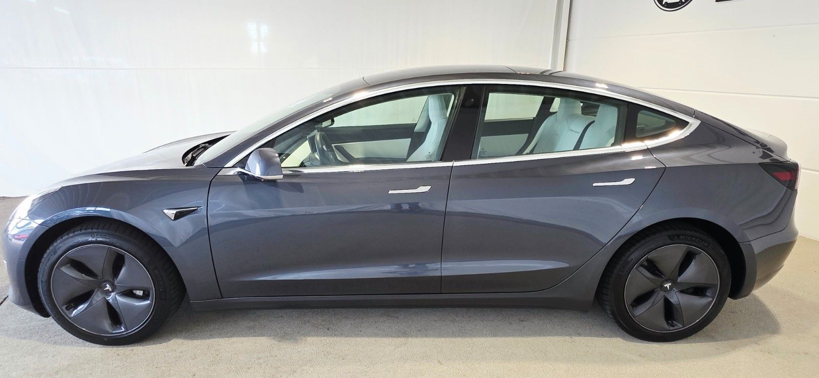 Tesla Model 3 Long Range Dual AWD imagem 2