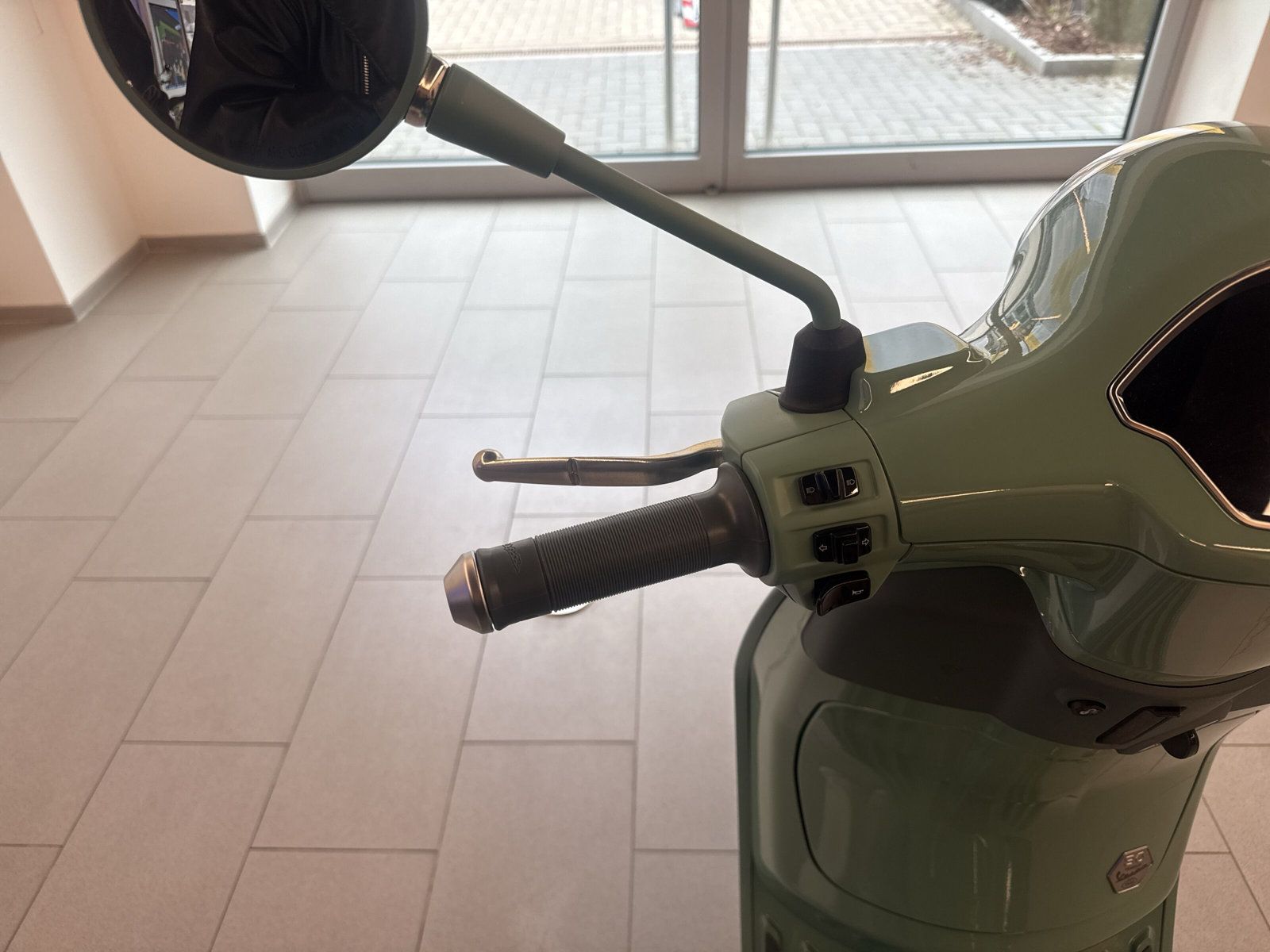 Fahrzeugabbildung Vespa Primavera 125 Livrea 80th