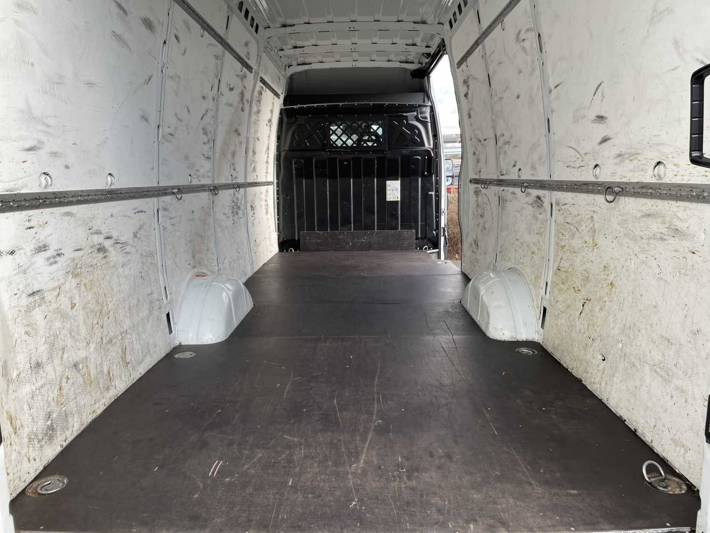 Fahrzeugabbildung Iveco Daily 35S16 *Klima*L4.100mm*