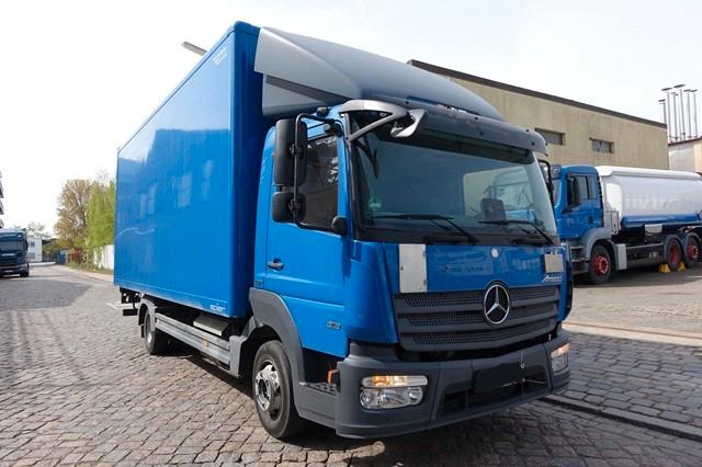 Mercedes-Benz Atego 818