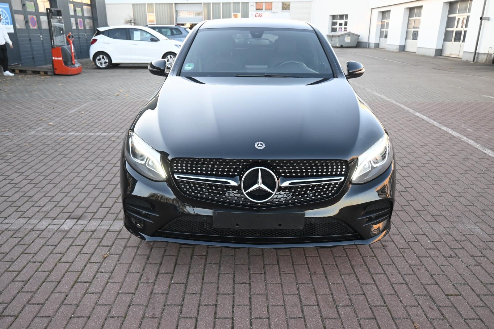 Mercedes-Benz GLC 300 GLC Coupe 4Matic*AMG Line*LED*