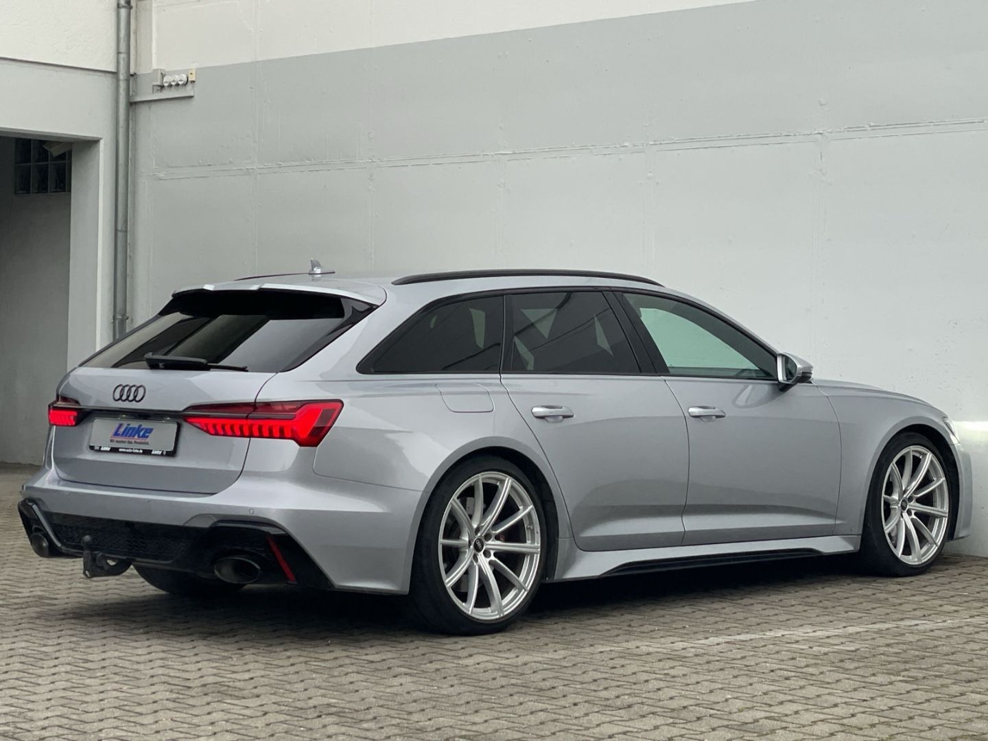 RS6 Avant AHK/B&O/RS-AGA/Matrix/AIR susp/280km/h