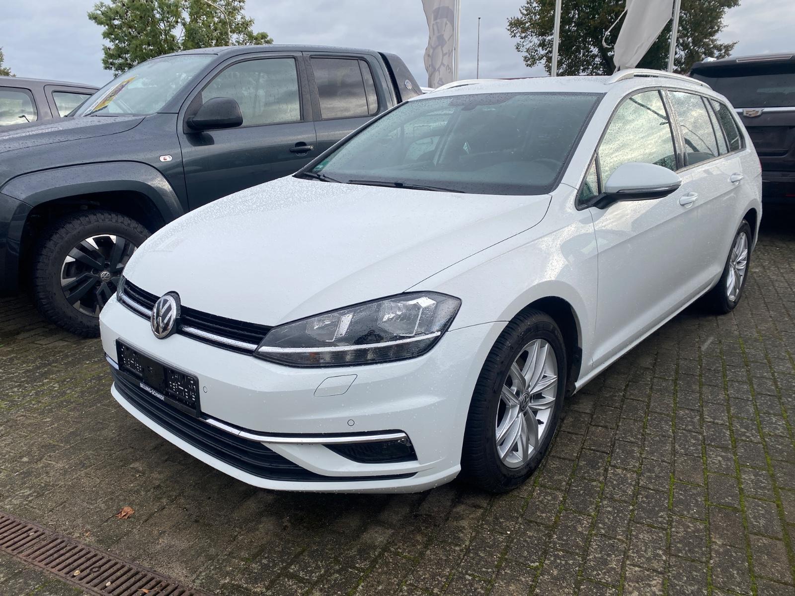 Volkswagen Golf VII Variant Comfortline DSG ACC SHZ APP AHK