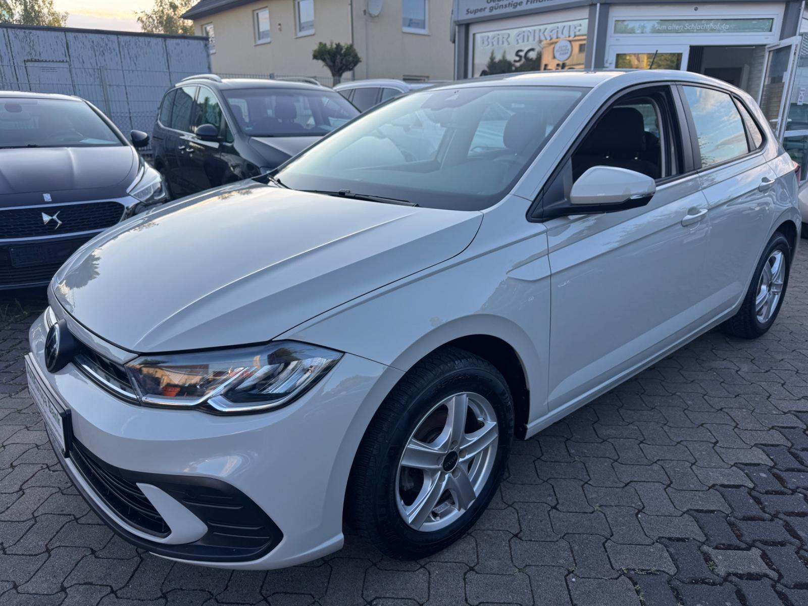 Volkswagen Polo VI Life