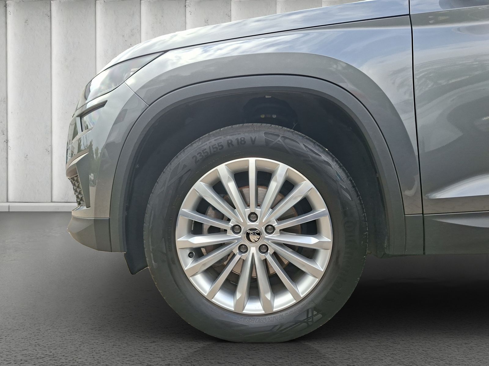 Fahrzeugabbildung SKODA Kodiaq 1.5L TSI*DSG*7-Sitz* Kamera*PDC*LED*ViCo*