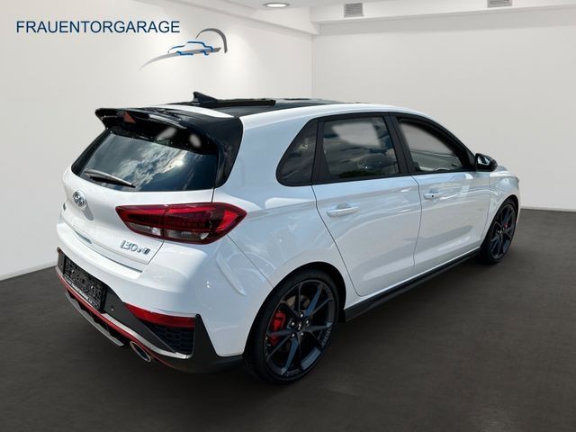 Fahrzeugabbildung Hyundai i30 N Perf VOLL - Navi Komfort-P. Assist.-P. Pan