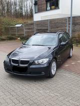 BMW 320i Touring - BMW 320 aus 2008: Kombi, 320i