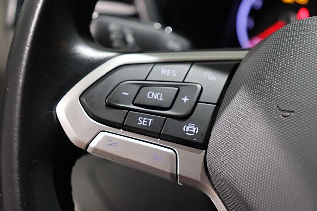T-Cross Life 1.0 TSI DAB SHZ BT FREISP. GARANTIE