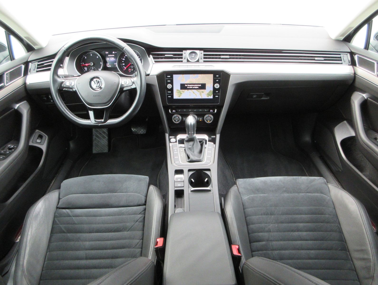 Passat Variant 2.0 TDI DSG Highline AHK/LED/NAVI
