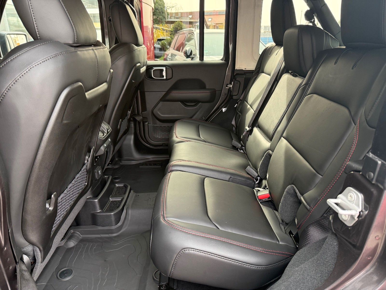 Jeep Wrangler - Bild 14