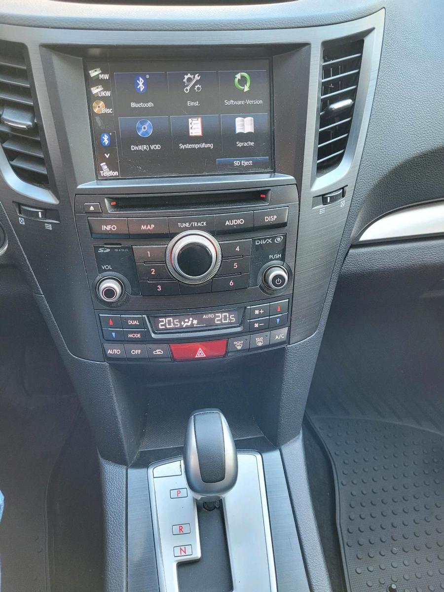 Subaru Outback 2013 — photo 10