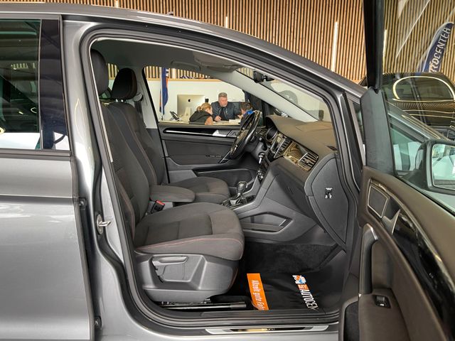 Volkswagen Golf Sportsvan *ACC*NAVI*SZHZ*PDC*KAMERA*