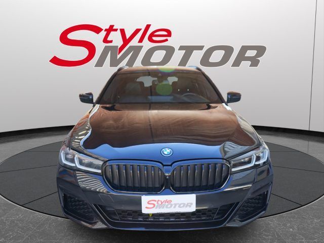 Image of BMW 530