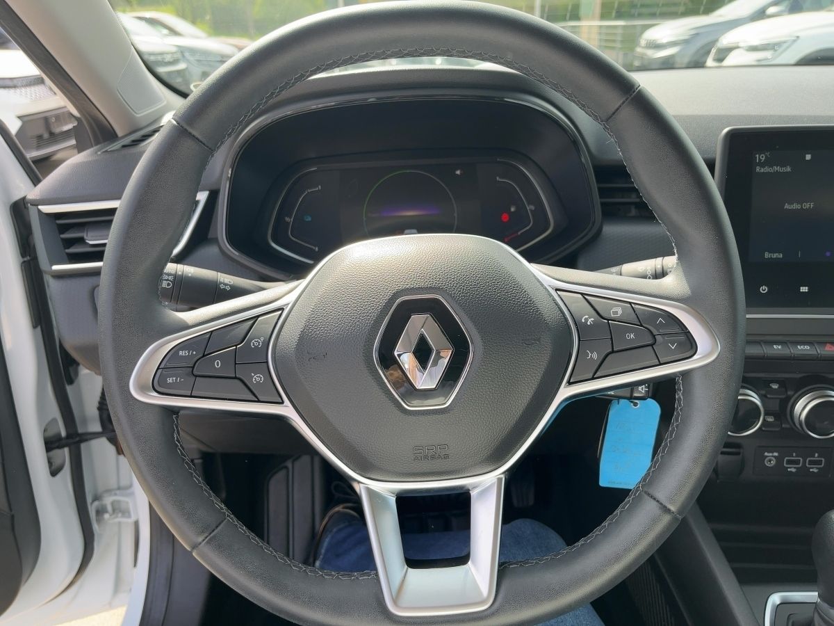 Fahrzeugabbildung Renault Clio EQUILIBRE E-TECH 145 EPH