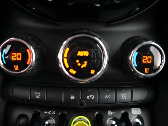 Cooper SE 32,6 kWh+NAVI+CAPRPLAY+LED+KLIMAAUTOMA