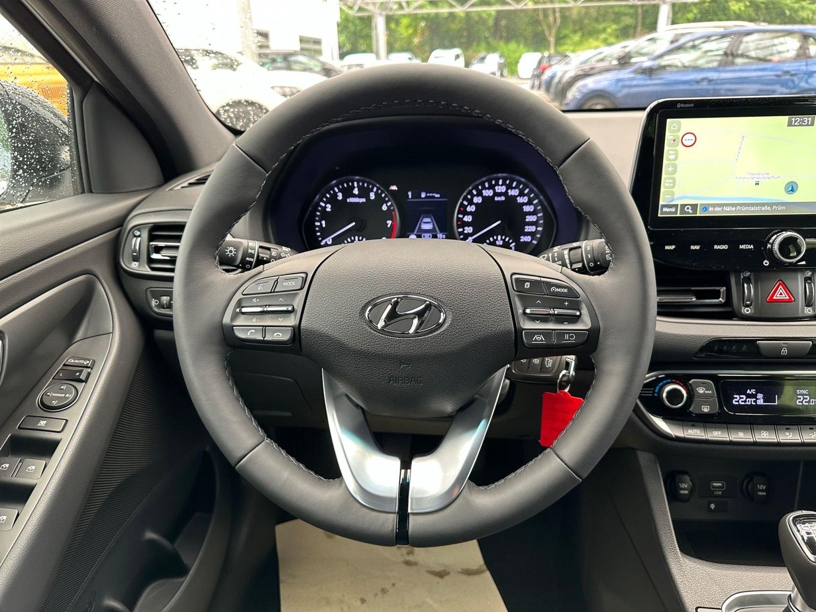 Hyundai i30 MJ23 1.5 Benzin 48V Advantage /FLA/SHZ/LM