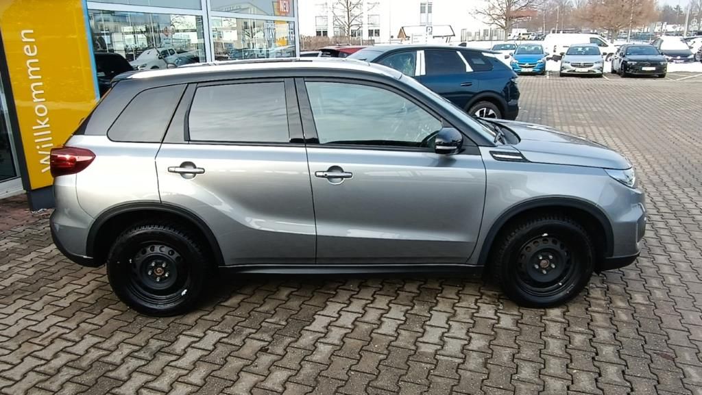 Autohaus Franke & Ebert -  Suzuki VITARA COMFORT+ ALLGRIP HYBRID 1,4   95 KW 129 P - Bild 6