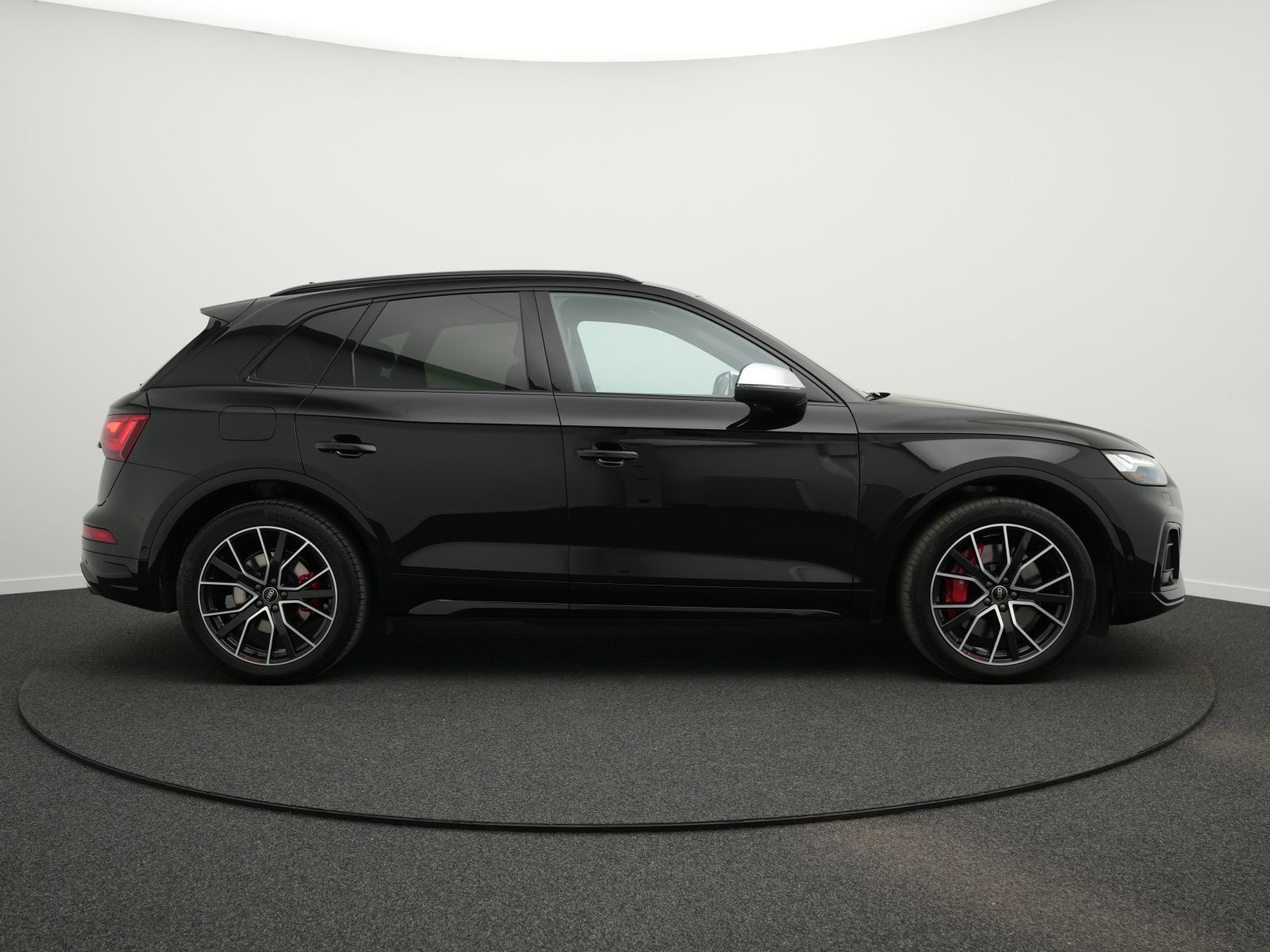 Audi SQ5 - Bild 12
