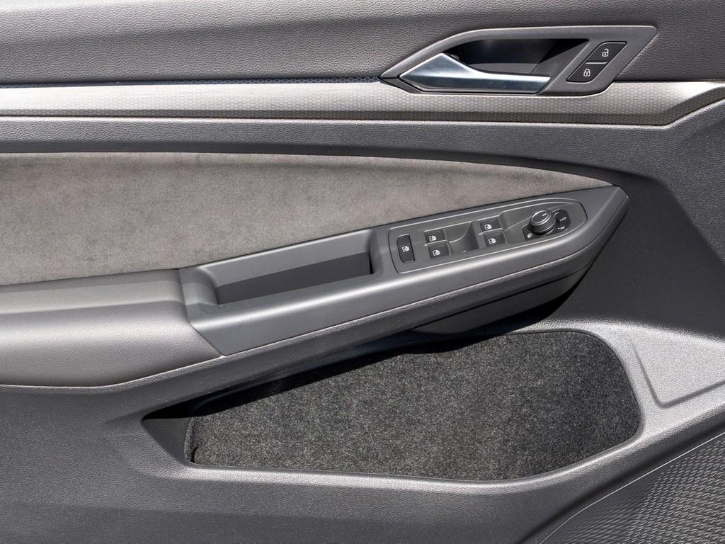 Volkswagen Golf GTI 2.0 TSI Pano, Rear-View, миниатюра 18