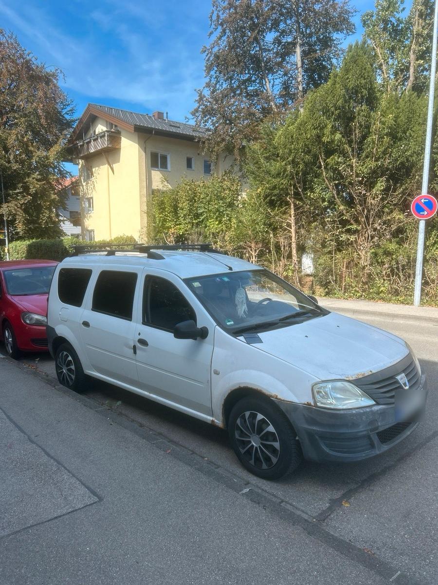 Dacia Logan 2010 — photo 7