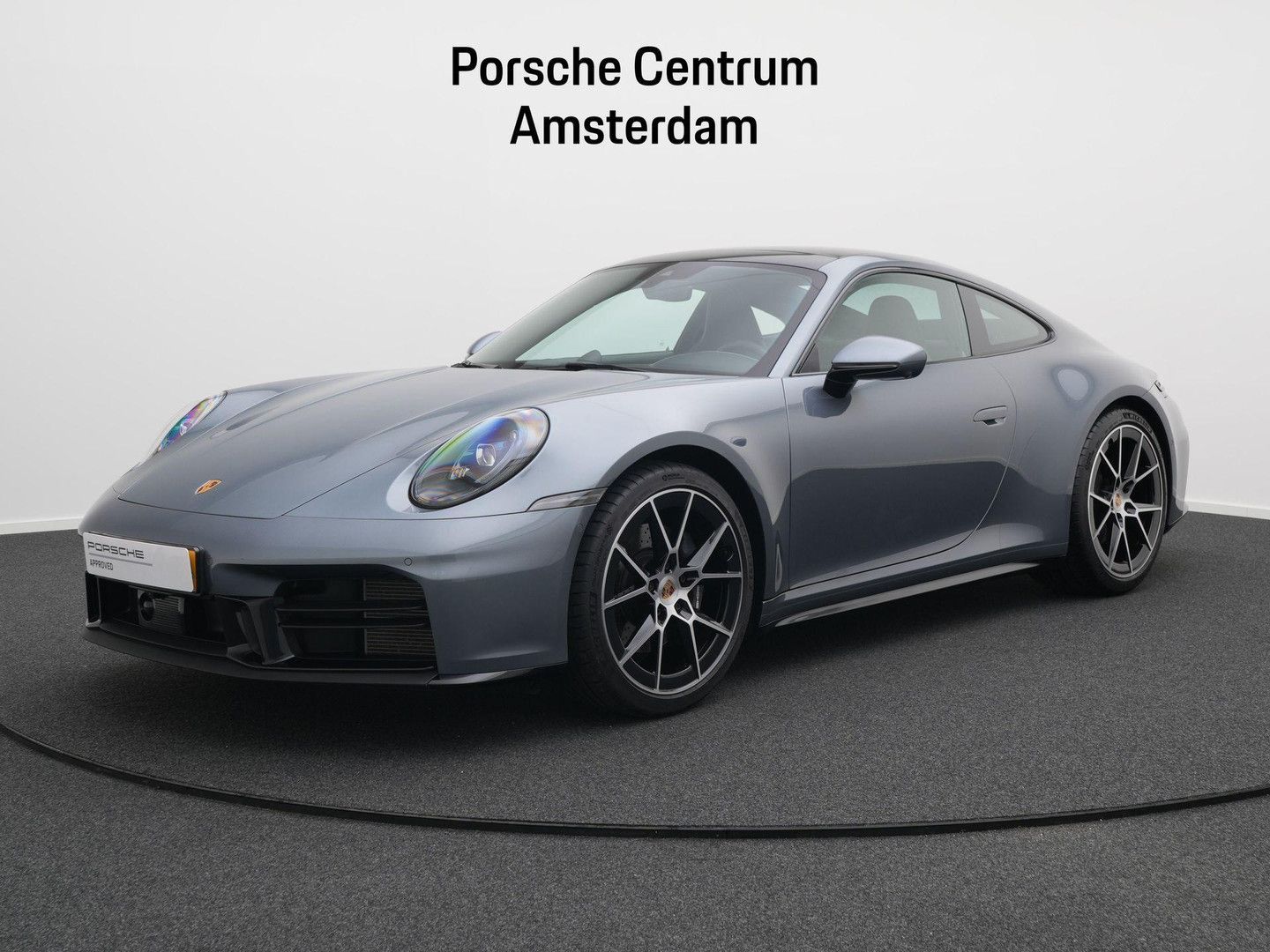 PORSCHE 992 Carrera