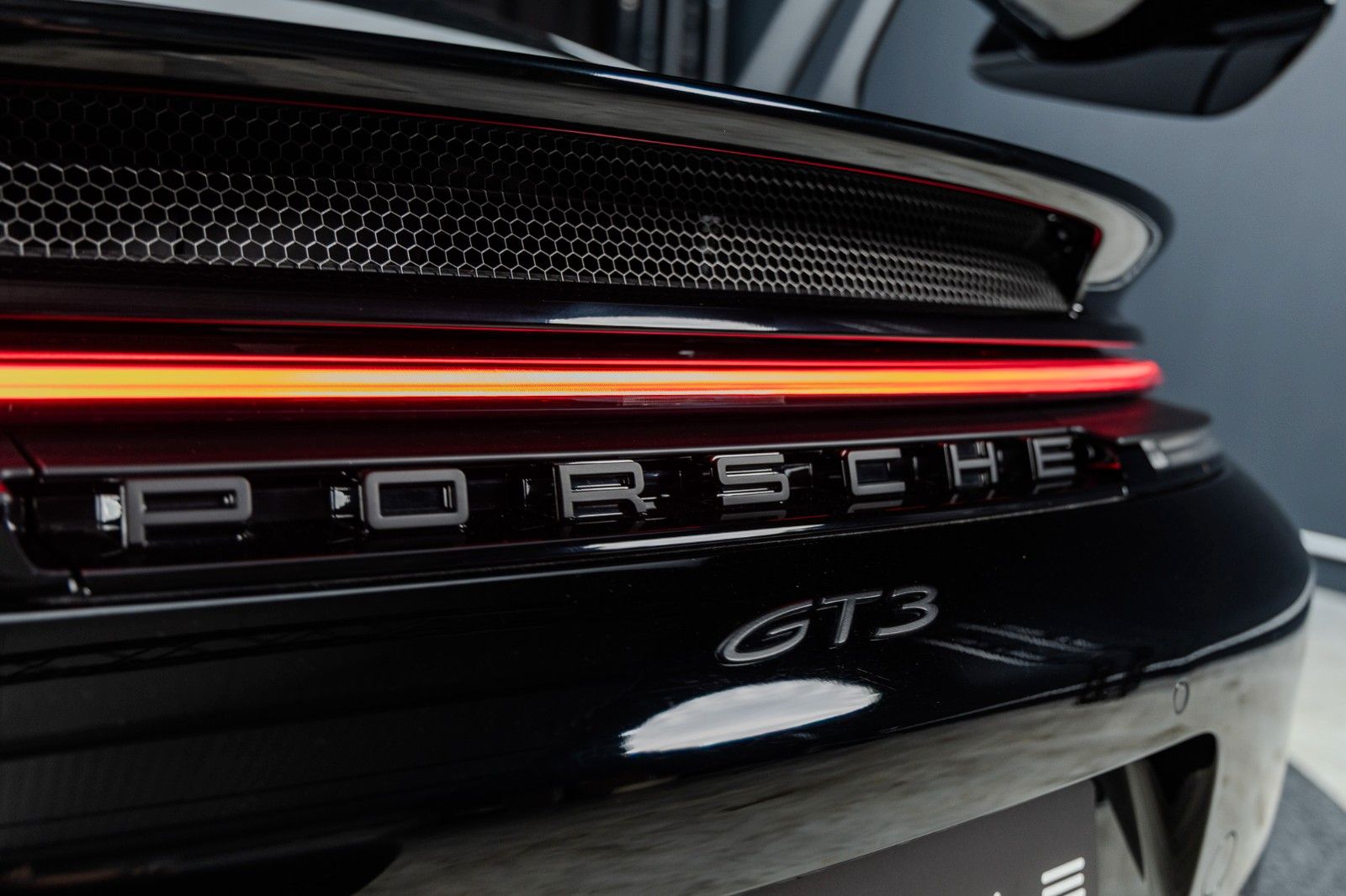 Fahrzeugabbildung Porsche GT3 + 1. Hand + 1.835 km + Lift + Carbon + BOSE