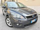 Ford Focus 1.6 GPL solo 13000km - Ford Focus mit LPG-Antrieb: Limousine