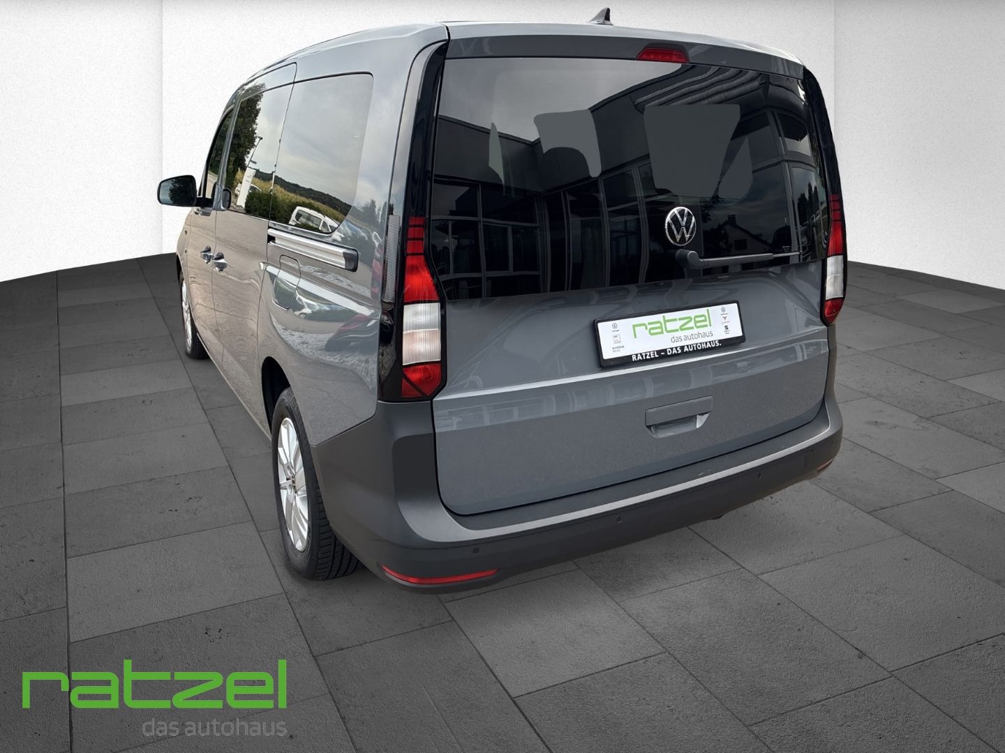 Fahrzeugabbildung Volkswagen Caddy Life Basis 7-Sitzer 2.0 TDI AHK-abnehmbar