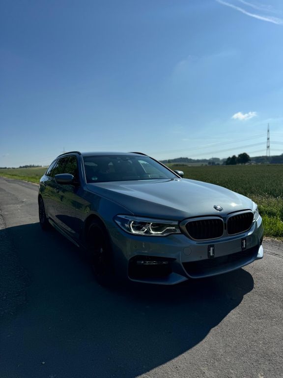 Image of BMW 540