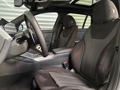 Fahrzeugabbildung BMW 320d Touring M Sport -- Pano/ACC/HeadUp/HiFi