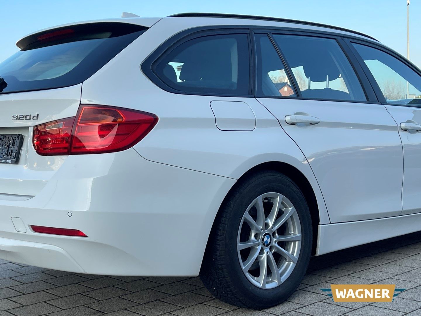 Fahrzeugabbildung BMW 320 d Touring Sitzheizung Tempomat Klimaautomati
