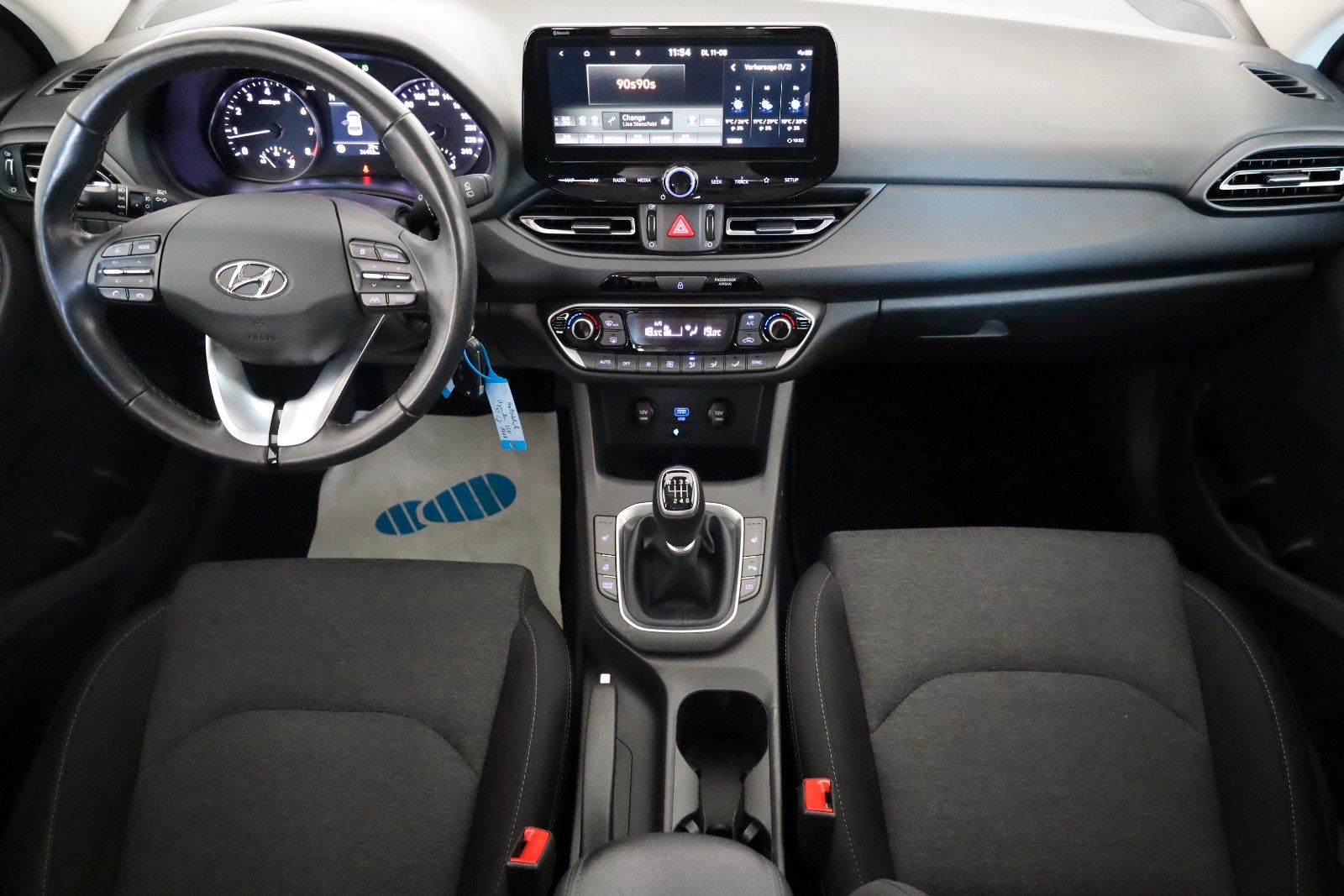 Fahrzeugabbildung Hyundai i30 cw Trend Navi, Kamera, CarPlay, Mild-Hybrid
