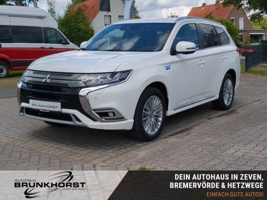 Mitsubishi Outlander  2.4 MIVEC  PHEV TOP AHK