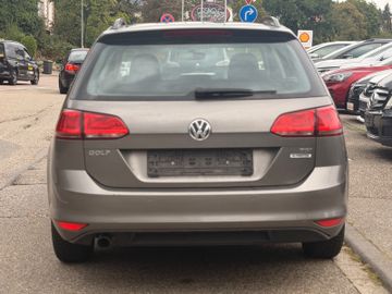 Volkswagen Golf - 7