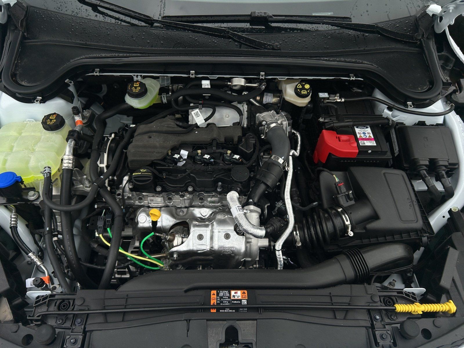 Fahrzeugabbildung Ford Focus Turnier 1,5 DSL Ecoblue  Titanium x Autom.