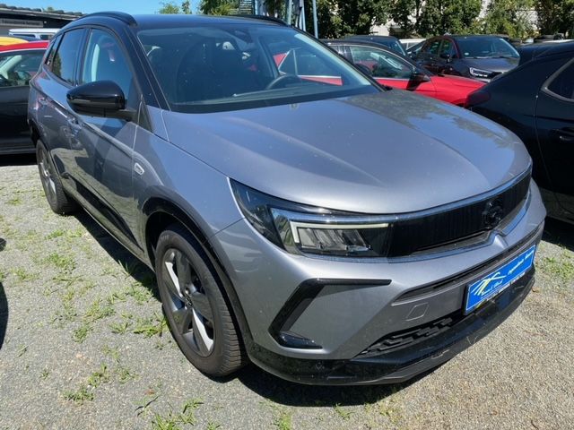 Fahrzeugabbildung Opel Grandland 1.2 Turbo GS Line