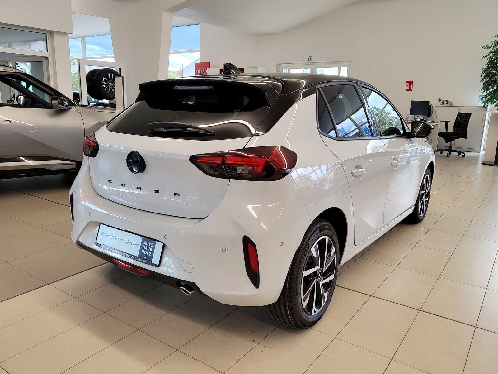 OPEL Corsa 1.2 Turbo GS IntelliLux Navi – Bild 4