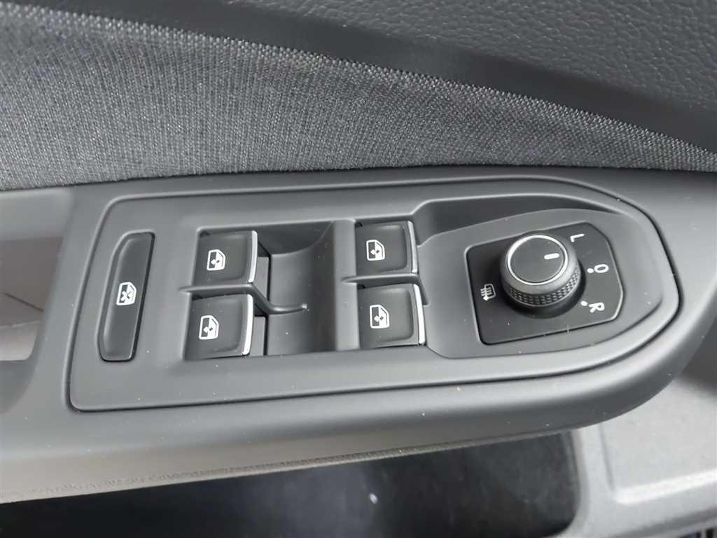 Volkswagen Golf Variant Life 2.0 TDI DSG Navi AHK Sitzhz, миниатюра 13
