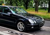 Mercedes-Benz W211 E320 4 Matic - Mercedes-Benz E 320: W211