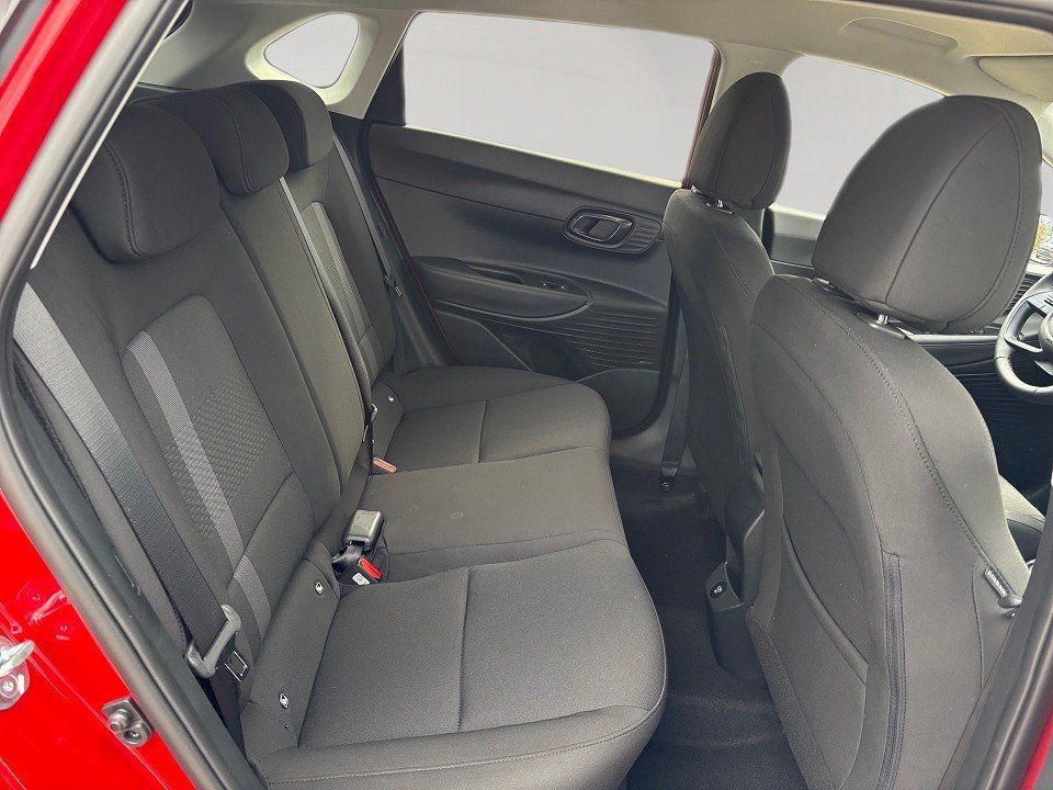 Fahrzeugabbildung Hyundai i20 1.0T 100PS Prime Dachlackierung